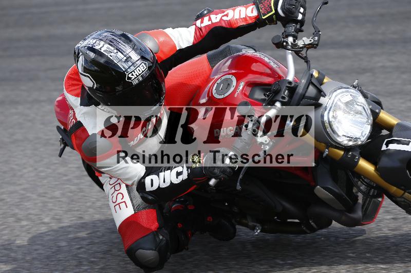 Archiv-2025/05 14.04.2025 Plüss Moto Sport ADR/Freies Fahren/1